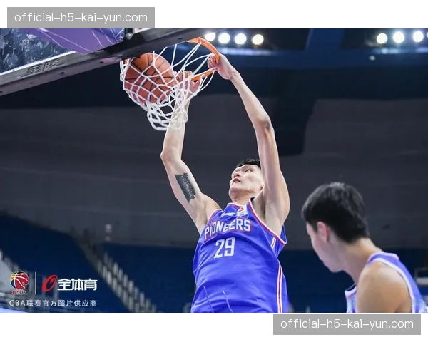 辽宁本钢前场篮板弥补投篮效率，二次进攻成重要得分手段